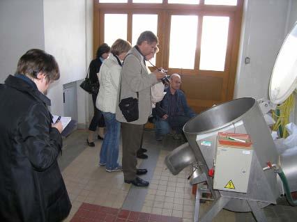 I z této činnosti se odvinulo zavedení diagnostiky původce bakteriálního vadnutí vojtěšky v Olomouci a háďátka zhoubného v Praze, to vše v osivu vojtěšky.