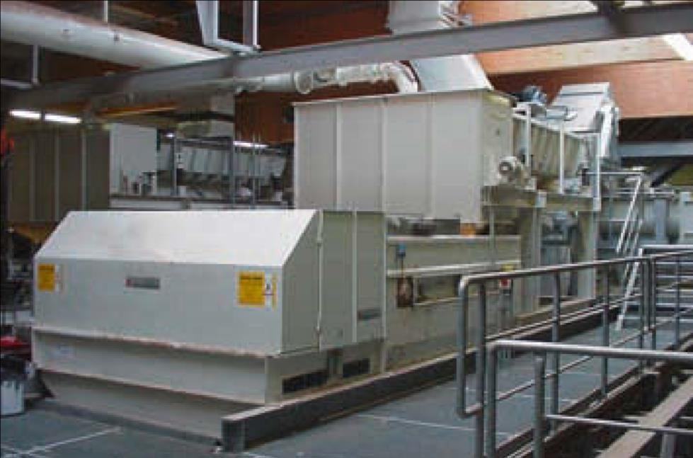 Dva systémy jedno zařízení Two systems - one source Rozsah použití Application range Separace vířivými proudy na zařízení IFE - Eddy Current Separator je založeno na oddělování neželezných kovových