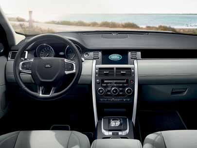 www.landrover.cz JEDEN DEN DOBRODRUŽSTVÍ ZDARMA: Zážitek z jízdy začíná pro řidiče Land Roveru tam, kde končí silnice.