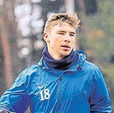 16 www.5plus2.cz Chci znovu hrát těžké zápasy, říká Linhart Útočník Zdeněk Linhart by chtěl vtáborsku znovu nastartovat kariéru, která uvadala.