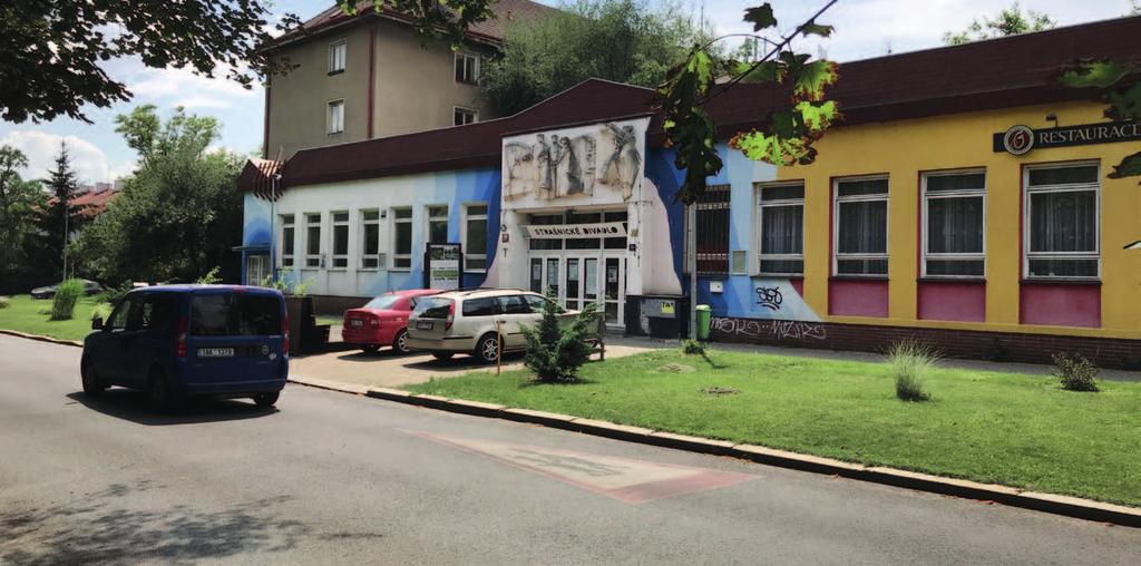 Dále potřebujeme prostory divadla stavebně oddělit od souvisejících sousedních bytových domů, bez čehož by nebylo možné připravit dlouhodobě avizovanou privatizaci.