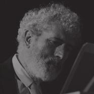 MARCO MENCOBONI Drobně jsme projekt upravili, změnili jsme pořadí některých skladeb, jednu jsme přidali, ale v podstatě jsou to stejné skladby, které Hilliardi natočili v roce 1994.