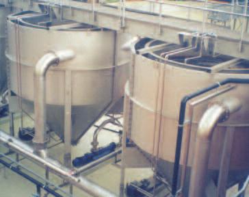 WASTE WATER Solutions Separace písku ROTAMAT Kruhový lapák písku HRSF provedení v nerezové nádobě nebo v betonové konstrukci vysoký stupeň separace díky rotačnímu pohybu odpadní
