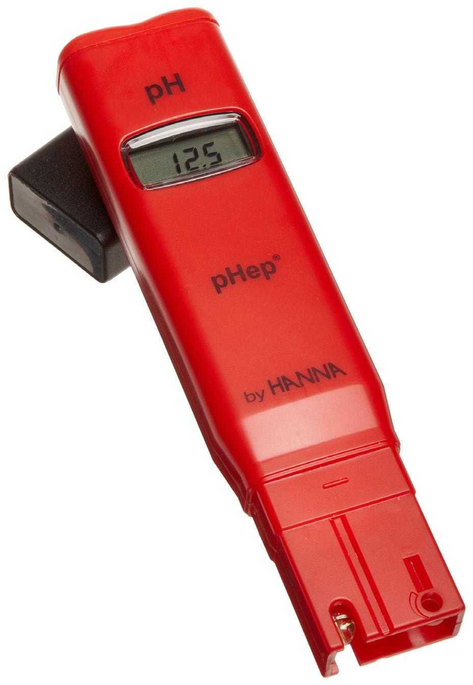VRECKOVÝ phep METER HI 98107 1. Odstráňte ochranný kryt a zapnite červený digitálny ph meter posunutím vypínača ON/OFF na hornej strane prístroja. 2.