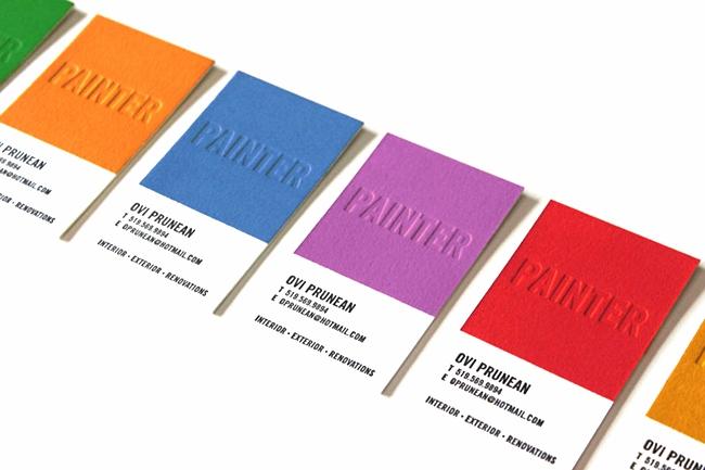 Teprve srovnáním RGB a CMYK ekvivalentů barev PANTONE či RAL můžete tyto barvy