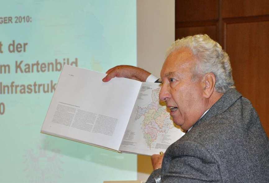 : Analýza geografické sítě na Lotterově mapy Moravy z roku 1758 Kubíček P.: Srovnání vybraných aspektů vizualizace nejistoty Vichrová M.