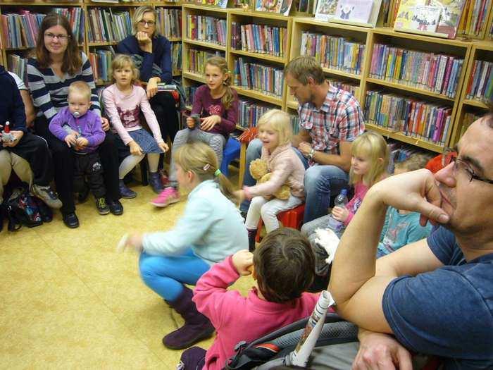 probíhal během července a