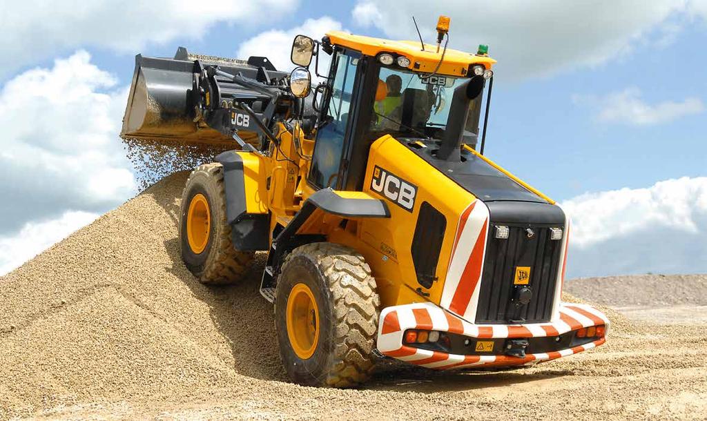 NEW 427/437 Agri čelní kolové nakladače Čelní kolové nakladače 427 AGRI/ 437 AGRI 427 Provozní hmotnost: 13053 Celkový výkon motoru: 158k (118kW) Klopné zatížení při plném