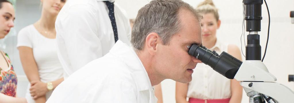 studium V posledních letech roste podpora elektronického testování a zavádění metodiky reprodukovatelného, objektivního a spravedlivého hodnocení znalostí a dovedností.