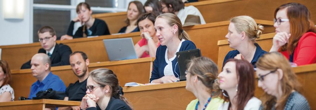 studium a ústavech 1. LF a kurzy zaměřené na rozvoj pedagogických dovedností určené pro pedagogy naší fakulty (32 absolventů).