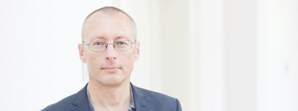 ÚVODNÍ SLOVO DĚKANA Výroční zpráva nabízí, krom závazné formální prezentace jednoho roku života instituce, možnost retrospektivního bilancování i nám všem, kteří jsme této instituce součástí.