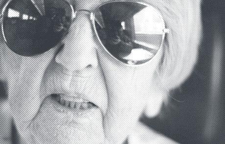 ŽIVOT ZAČÍNÁ PO STOVCE védka Dagny má svůj vlastní blog, kam denně přispívá. Pí e o v edních věcech, dopisuje si se svými přáteli a sem tam projede seznamky.