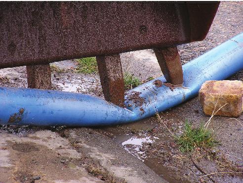 3. POTRUBÍ Z MOLEKULÁRNĚ ORIENTOVANÉHO PVC (PVC-O) MONDIAL Potrubí z PVC se v Evropě používá již řadu let pro jeho cenovou dostupnost a snadnou manipulaci a montáž.