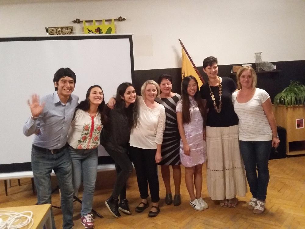 ZÁKLADNÍ ŠKOLA ŠILHEŘOVICE EDISON Naše škola přivítala v rámci multikulturního vzdělávacího projektu, který probíhá ve spolupráci s organizací AISEC, v pondělí 11.