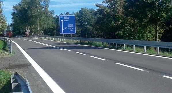 Rekonstrukce silnice I/34 Krátká Ves u Hradce Králové SAM SILNICE A MOSTY A.S. SaM silnice a mosty a.s. Máchova 1129 470 01 Česká Lípa Orgány společnosti Představenstvo: Předseda: Ing.