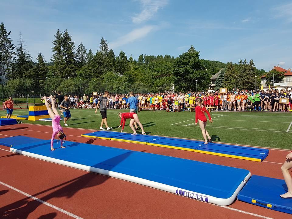 USKUTEČNĚNÉ PROGRAMY GYMNASTIKA ATLETIKA MŠMT spolu s AŠSK 100