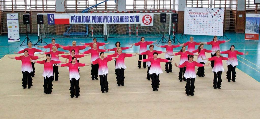 Všichni cvičili s velkým nasazením a snažili se skladby předvést na maximum. Přehlídka byla nesoutěžní, ale program vždy sleduje odborná porota, která na závěr uděluje vybraným skladbám ceny.