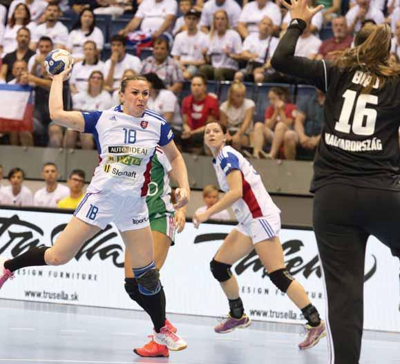 V súťaži, v ktorej v tejto sezóne účinkujú i traja slovenskí volejbalisti Michal Masný (Zawiercie), Emanuel Kohút (Katovice) a Marcel Lux (Olštýn), sa totiž najväčší šláger medzi domácim Štetínom a