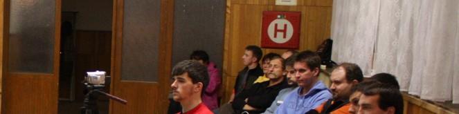 programu (pořadí a vypuštění některých bodů), odhlasován byl postup podle připraveného programu. Dlouhá diskuse (včetně příspěvku z obecenstva Mudr.