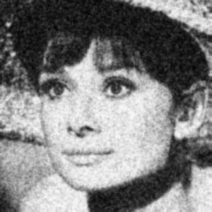 Obrázek 6: Audrey s 5% šumem[300x300].(a)vstup, (b) t = 0.00001, (c) t = 0.0000. Obrázek 7: Krávy[500x500].