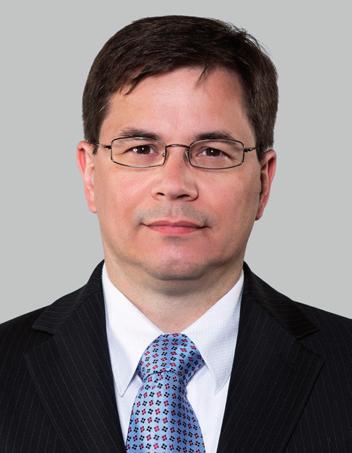 iur. Martin Auer člen dozorčí rady (do 9. října 2015) Ing.