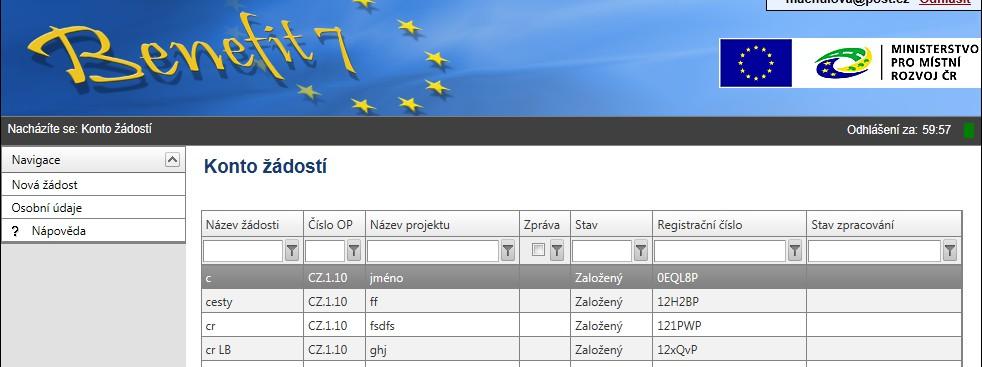 V hlavní části okna je vždy zobrazen obsah spuštěné záložky (pole, tabulky apod.).