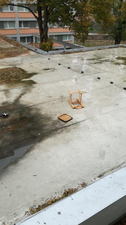 Obrazová příloha zápisu z jednání Kolejní rady č. 2 Vandalismus na kolejích B.