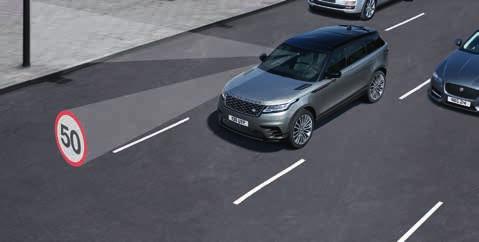 PAKETY DRIVE PACK VOLITELNÝ PAKET DRIVE PACK* VOLITELNÝ PAKET DRIVE PRO PACK* Rozpoznávání dopravního značení s adaptivním omezovačem rychlosti Volitelný paket Drive Pack obsahuje řadu funkcí, které