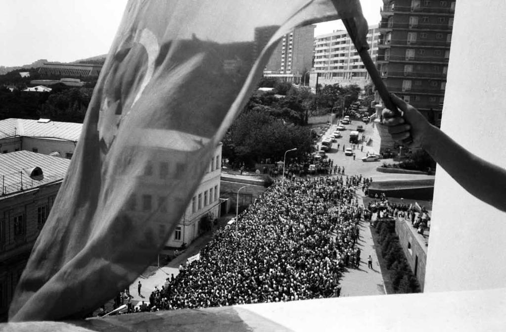 Národ si žádá svobodu, 1989 Základních výzev k řešení se u každého nového státního útvaru vynoří záhy značný počet.