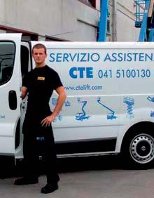 SERVIS Po zakoupení CTE výrobků je Vám k dispozici kvalifikovaný servisní tým: 2 servisních středisek v Itálii, dalších 1 v Evropě a