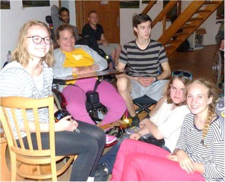 Projekt VÝZVA integrační klub BRÁNA 11 jsme si řekli základní pravidla a rozdělení služeb denního úklidu před a po jídle. Do čehož byli zapojeni všichni bez rozdílu.