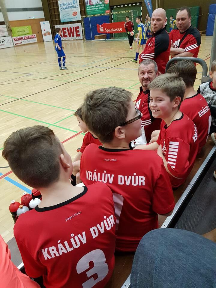 V devítičlenné sestavě absolvovali chlapci na turnaji s obrovskou účastí 800 hráčů velmi těžké zápasy, kde zakusili výhru, remízu i prohru.