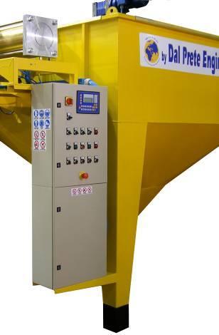 nasledujúcimi vlastnosťami: Technické údaje pumpy zásobujúcej kalolis: Popis jednotka hodnota Membrána [typ] Dvojitá Membrána [materiál] Neoprén Telo [materiál] Liatina Systém antipreťaženie [ ] Áno