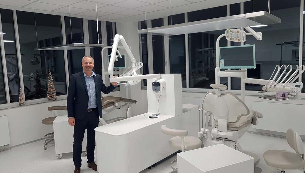 PC PC dentunit 01 08 TÉMA: POŘIĎTE SI ZUBNÍ ORDINACI NA KLÍČ, S POMOCÍ ZKUŠENÉHO ARCHITEKTA Společnost DENT UNIT zubní ordinace nejenom vybavuje, ale pomáhá i s jejich návrhem a přípravou stavebního