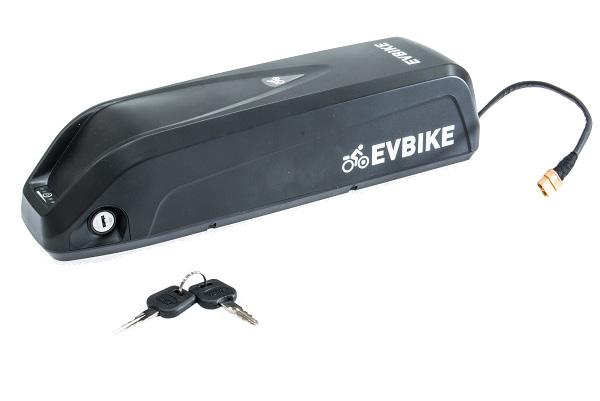 SPECIFIKACE BATERIÍ Název Hmotnost Dojezd Cena baterie Apache Battery R7 36V/10.4 Ah (375 Wh) 2.35 kg až 80 km 8 599,- Kč baterie Apache Battery R7 36V/13.0 Ah (468 Wh) 2.