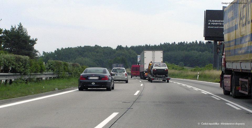 přejezdového zabezpečovacího zařízení? Nejvýše 30 km/h. Nejvýše 40 km/h. Nejvýše 50 km/h. 14.