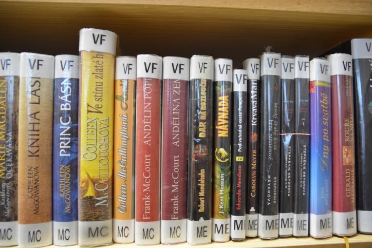 V Libereckém kraji obce na nákup VF nepřispívají, prostředky LK považujeme za dostatečné soubory knih: cca 30-60 svazků, půjčují se na 6-12 měsíců, knihy kompletně zpracované; automatizované knihovny