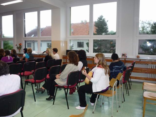 Absolventský koncert ZUŠ Dne 24. května ukončili 4 žáci hudebního oboru 1. cyklus svého studia na ZUŠ svým absolventským vystoupením.
