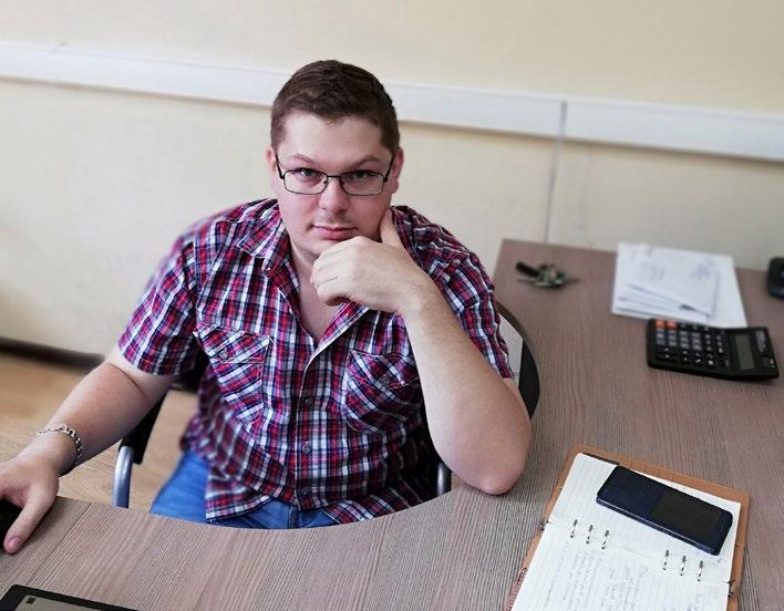 Обладает колоссальным запасом знаний в различных областях промышленности, где применим электродиализ, и что немаловажно опытом их практического применения.