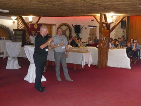 Podařilo se nám zorganizovat bohatý program, ve kterém si mohli účastníci vyzkoušet například indiánský lov, jízdu na koni, zkrocení býka, lasovaní, a další aktivity.