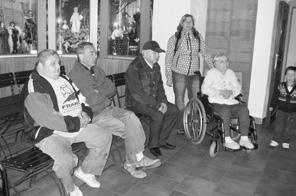 Muzeum loutek Dokončení ze strany 1 Průvodkyni, paní Kiliánové, jejíž