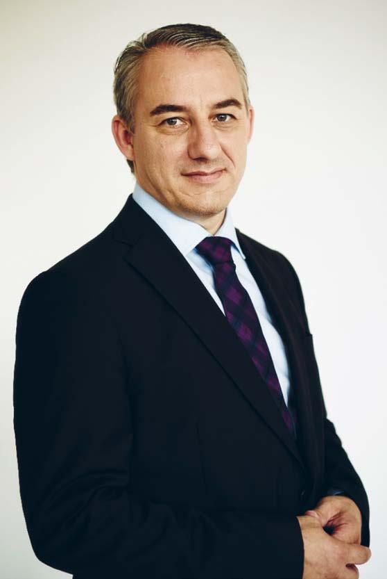 Odbory jediný zastánce zaměstnance Vážení čtenáři, dostává se vám do rukou publikace, která vám v kostce přiblíží smysl, poslání a působení největší odborové centrály v České republice Českomoravské