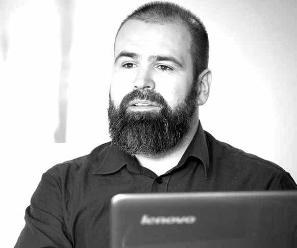 Na konci května ji spolu s Křížem u potoka představíme i na Divadelním světě Brno a na začátku července pak inscenaci uvidí návštěvníci známého slovenského festivalu Pohoda v Trenčíně, uvedl ředitel