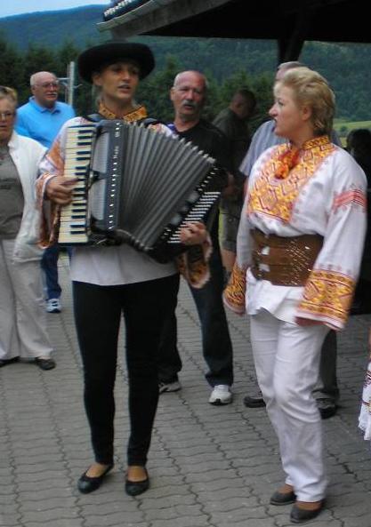 strediska, z ktorého sa pokračovalo pešo do areálu strediska, kde podľa