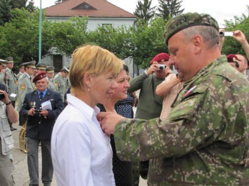 Po slávnostnom akte odovzdania medailí nastúpení