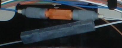 K dispozici jsem měl 6ti vláknový MM kabel, 12ks pigtailů s ST konektorem, 1ks spojky FibrLock II a 1ks spojky kapilára se čtvercovým průřezem.