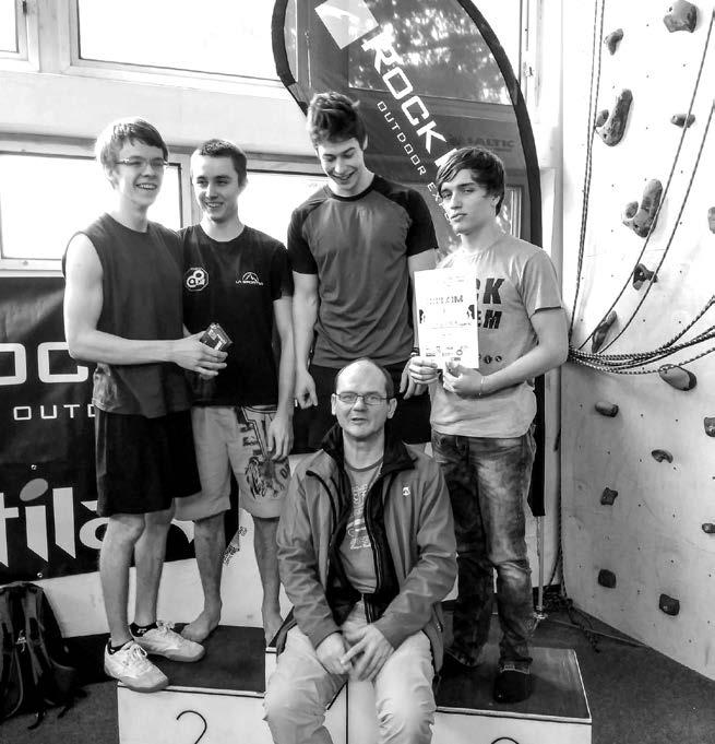Sportovní lezení na stěně Jednou ze zajímavých sportovních akcí, které mají studenti středních škol možnost se zúčastnit, je i soutěž ve sportovním lezení na umělé horolezecké stěně.