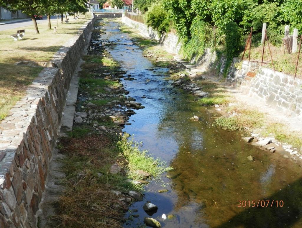 S U C H O DOPORUČENÍ PRO OBCE A OBECNÍ ÚŘADY KRAJE VYSOČINA SUCHO SE BUDE OPAKOVAT, MUSÍME SE PŘIPRAVIT Vypracoval Krajský