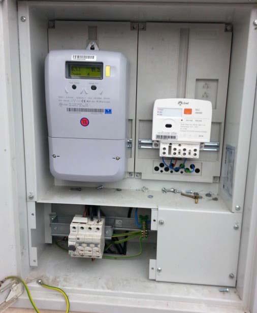 Strategické projekty a technický rozvoj E.ON Czech 7 a 8-2016 25 Ukázka z instalace dvoutarifního odběrného místa (třífázový smart meter a SLC) povídaly tabulce platnosti NT.