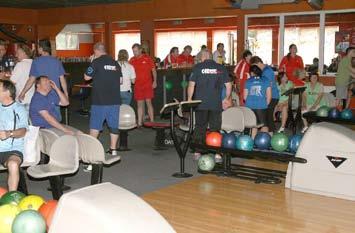 Sobotní program byl určen jednotlivým soutěžím a měření sil v následujících sportech: malá kopaná, nohejbal, stolní tenis, šachy,